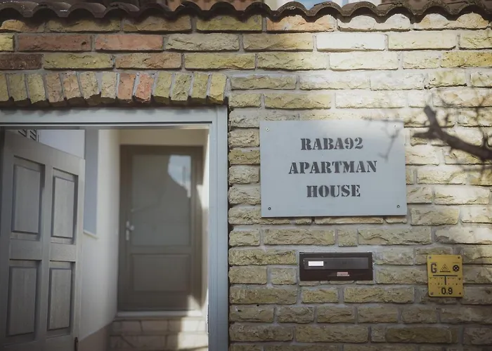 Raba92 Apartman House